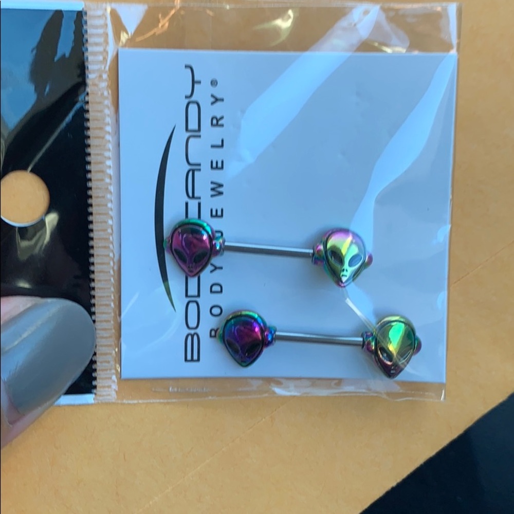 14 gauge 9/16 rainbow alien barbell nipple rings - Picture 1 of 1